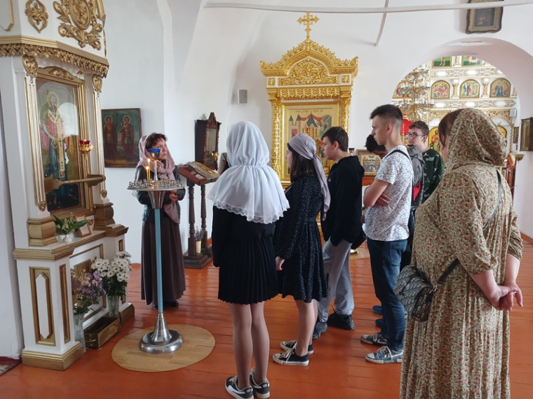 Экскурсия в воскресную школу.